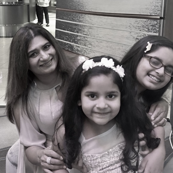 Meet your Posher, Pooja - Picture 7 of 8